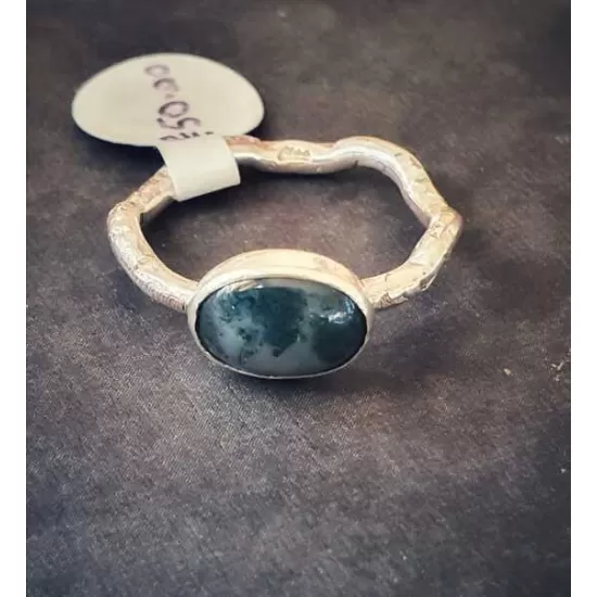Quirky Sterling silver textured and shaped gemstone ring