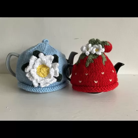 Knitted Tea Cosy - 2 or 6 cup pot - Strawberry, Yorkshire Rose, Beehive .......
