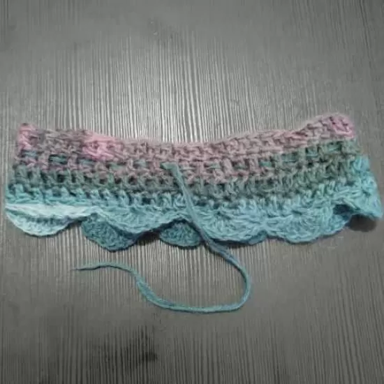 Blue and purple crochet collar