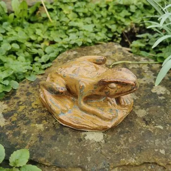 Ceramic Frog Sculpture - Lustrous Brown