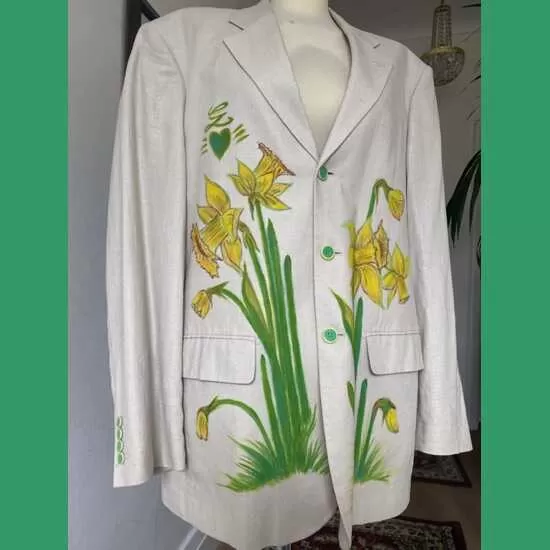 Sustainable beige linen Daffodil Jacket